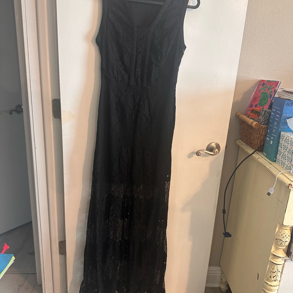 Elegant Black Lace Dress